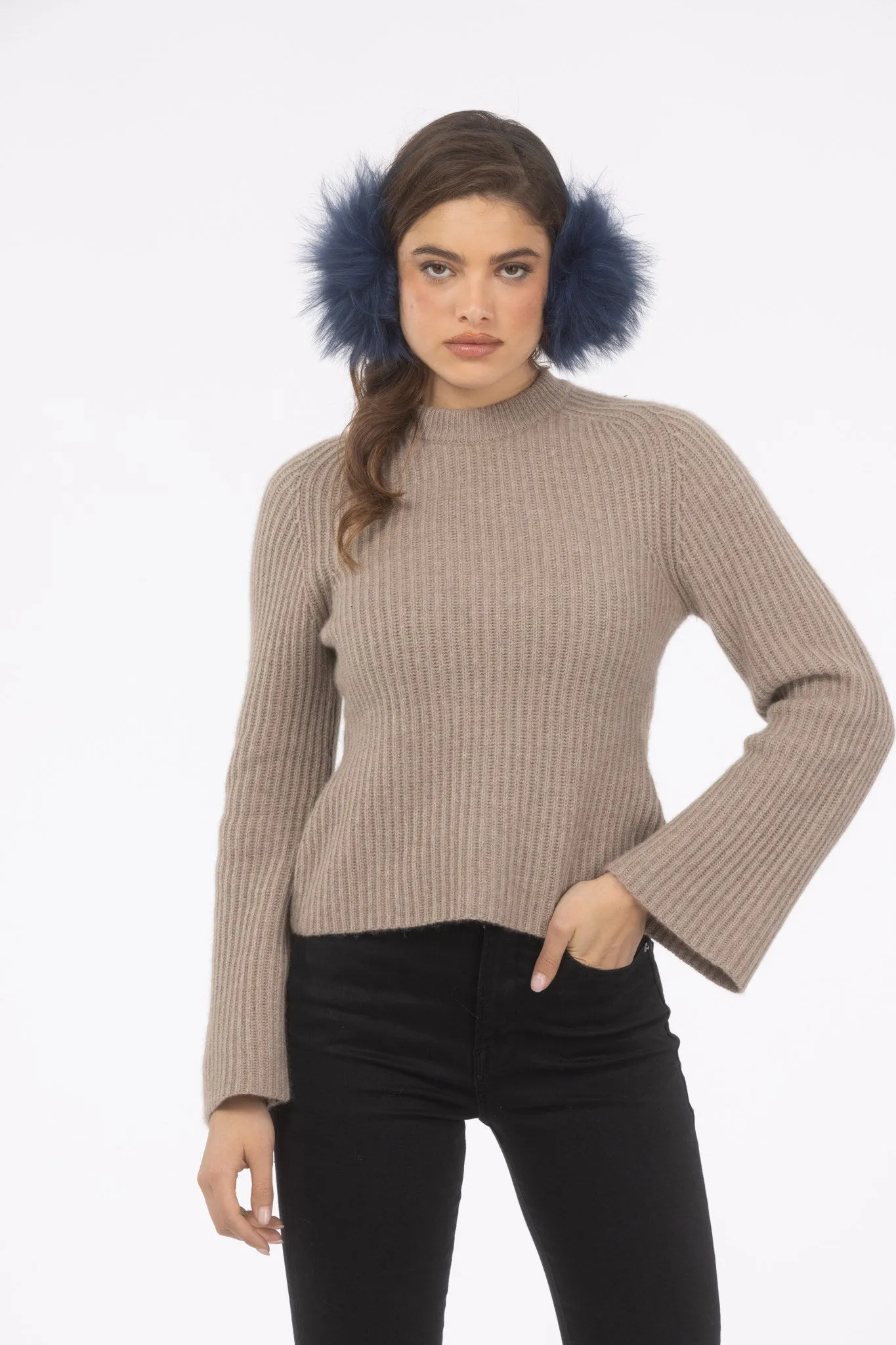 Select Lamb Earmuffs with Leather Frame